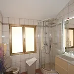Apartament Vali